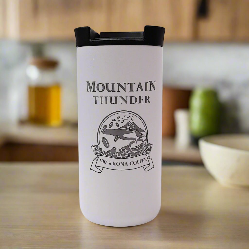 white stainless steel mug with top on